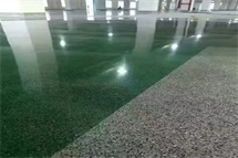 绿色本色金刚砂固化地坪